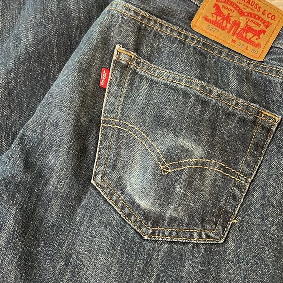 Levi’s - Picture 3 of 7